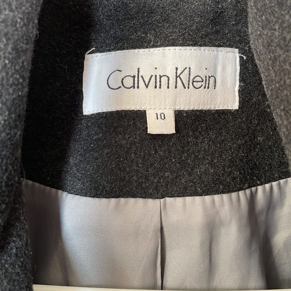 Calvin Klein Size 10 - Picture 2 of 7